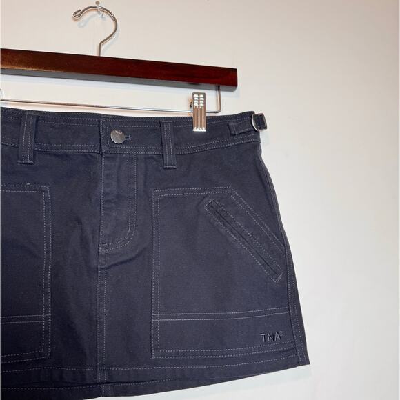Aritzia TNA Rossi Cargo Mini Skirt - Size 4 - Picture 5 of 7